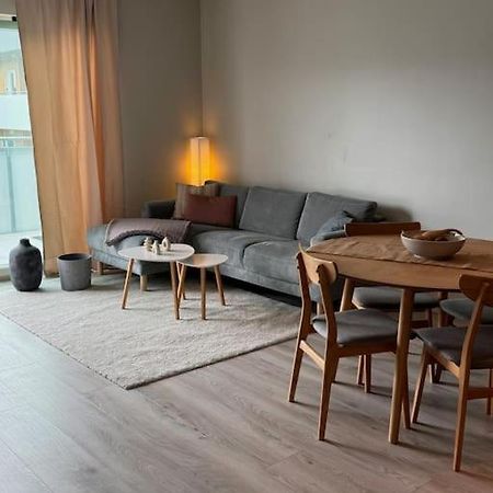 Nice & Cozy Two Bedroom Apartment With A Balcony Akureyri Exterior foto