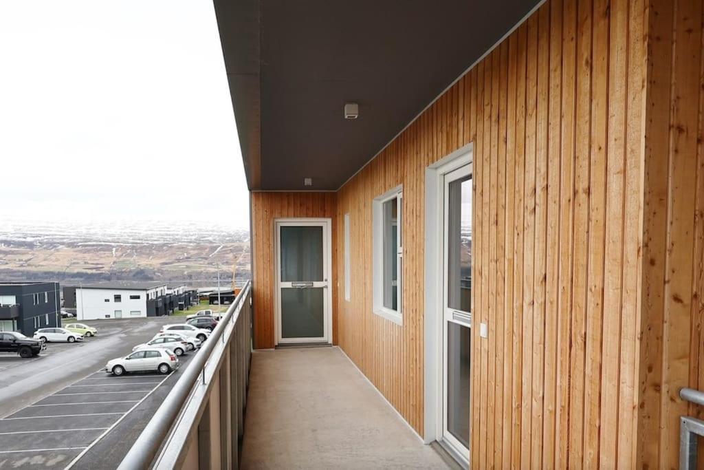 Nice & Cozy Two Bedroom Apartment With A Balcony Akureyri Exterior foto